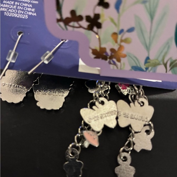 Earrings Set of 4 | Hello Kitty Charm & Friends - Picture 3 of 4